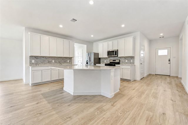 31727 Hallington Hill Lane, Fulshear, TX 77441