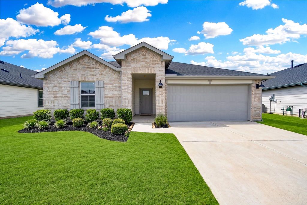 31727 Hallington Hill Lane, Fulshear, TX 77441