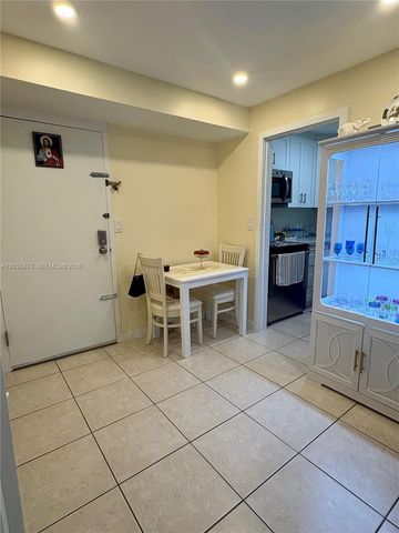 5050 NW 7th St 309, Miami, FL 33126