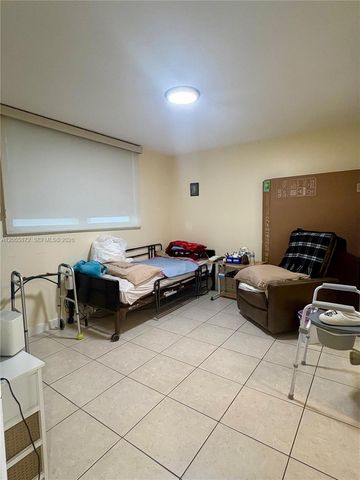 5050 NW 7th St 309, Miami, FL 33126
