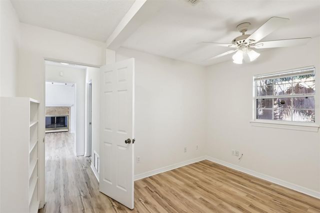 131 E PALMETTO AVENUE, Howey In The Hills, FL 34737