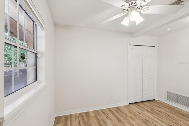 131 E PALMETTO AVENUE, Howey In The Hills, FL 34737