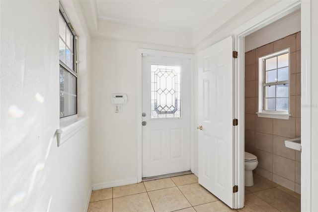 131 E PALMETTO AVENUE, Howey In The Hills, FL 34737