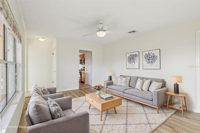 131 E PALMETTO AVENUE, Howey In The Hills, FL 34737