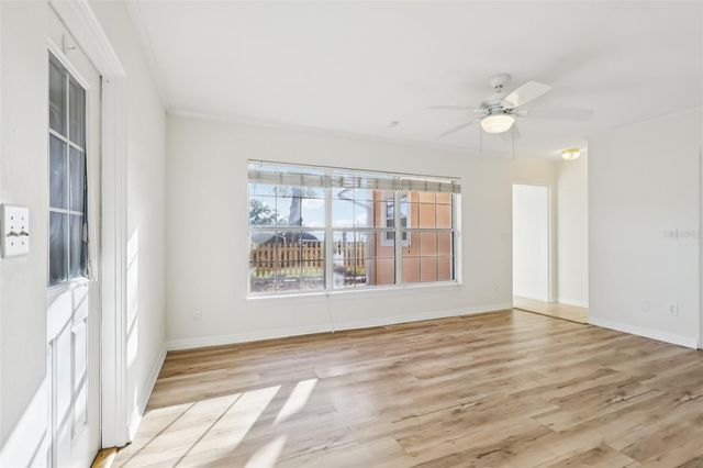 131 E PALMETTO AVENUE, Howey In The Hills, FL 34737