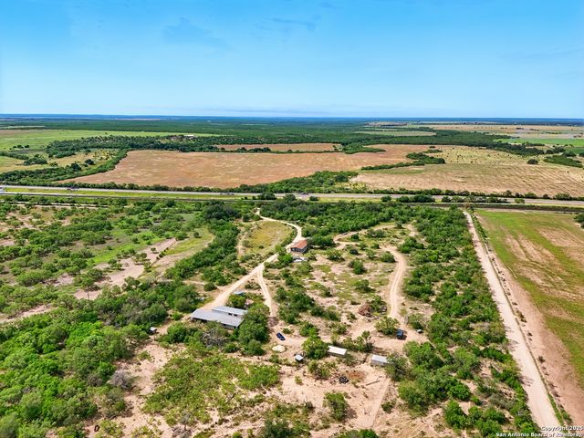 344 E CR 341, Knippa, TX 78801