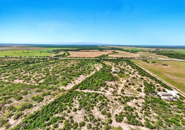 344 E CR 341, Knippa, TX 78801