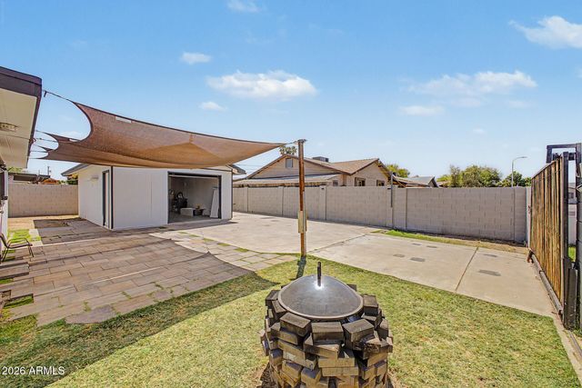 6313 W MONTEREY Way, Phoenix, AZ 85033