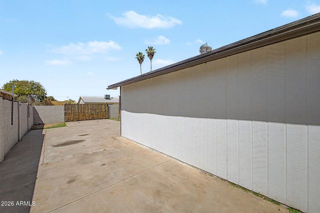 6313 W MONTEREY Way, Phoenix, AZ 85033