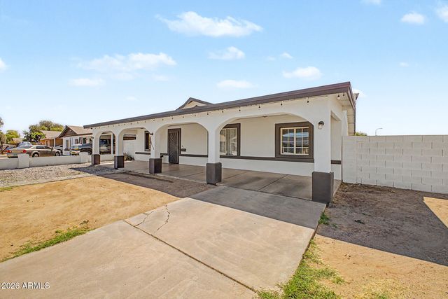 6313 W MONTEREY Way, Phoenix, AZ 85033