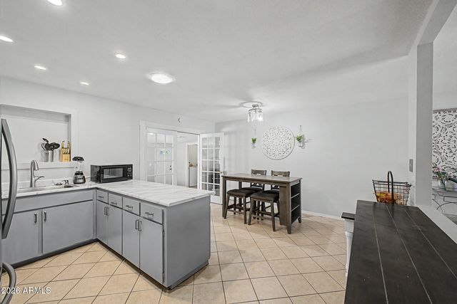 6313 W MONTEREY Way, Phoenix, AZ 85033