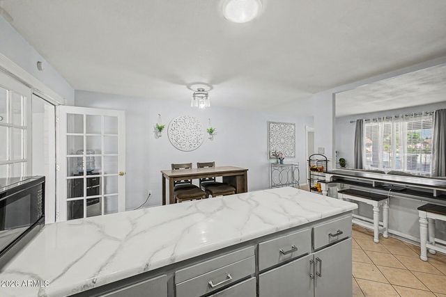 6313 W MONTEREY Way, Phoenix, AZ 85033