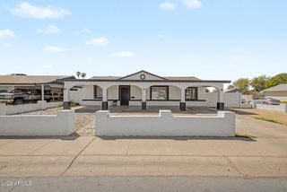 6313 W MONTEREY Way, Phoenix, AZ 85033