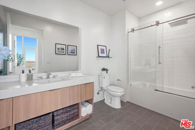 11750 Wilshire Boulevard 3407, Los Angeles, CA 90025