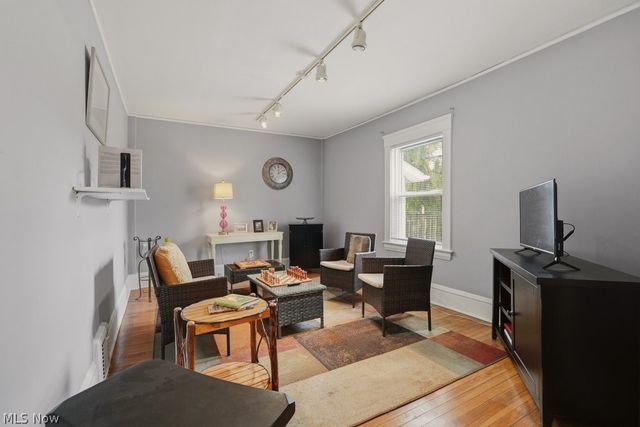7981 Kinsman Road, Novelty, OH 44072