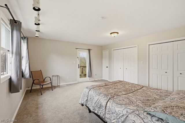 7981 Kinsman Road, Novelty, OH 44072