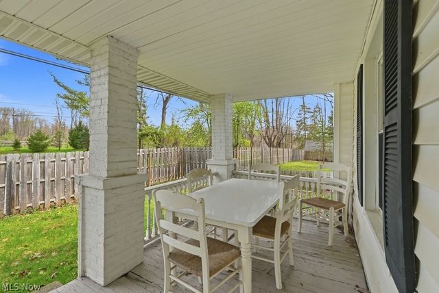 7981 Kinsman Road, Novelty, OH 44072