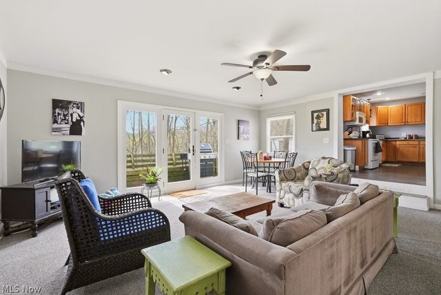 7981 Kinsman Road, Novelty, OH 44072