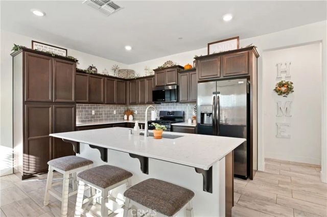 9606 Cotton Creek, Shafter, CA 93263