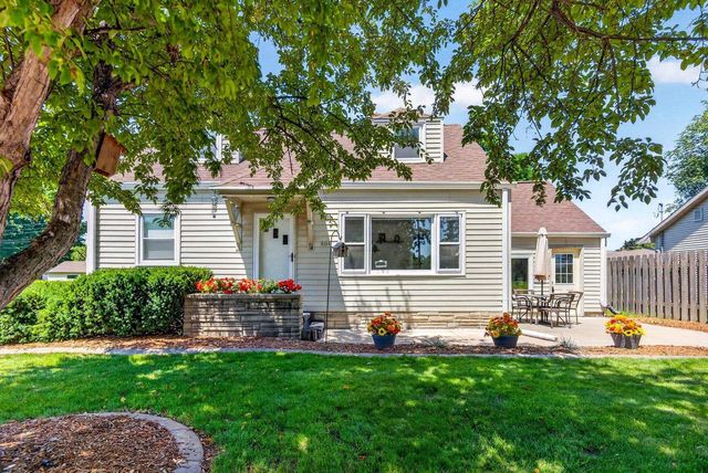 804 E MAPLE STREET, Appleton, WI 54915