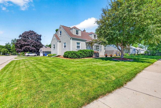 804 E MAPLE STREET, Appleton, WI 54915