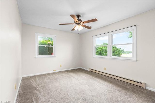 2380 W US HIGHWAY 64, Mocksville, NC 27028