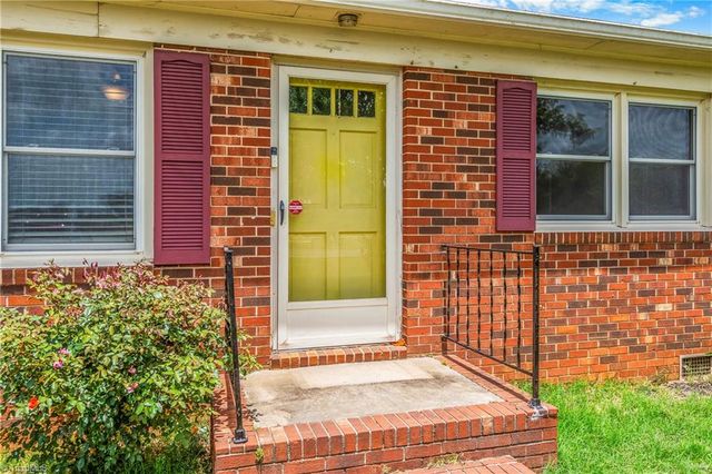 2380 W US HIGHWAY 64, Mocksville, NC 27028