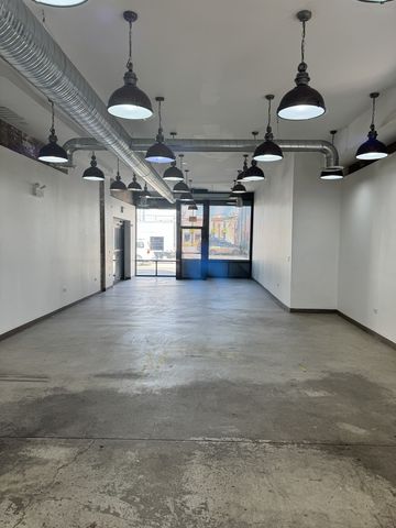 2359 W Grand Avenue, Chicago, IL 60612