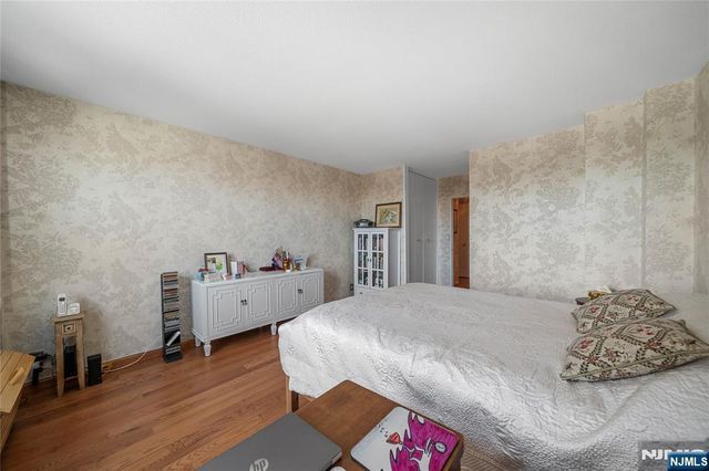 2200 N Central Road 6H, Fort Lee, NJ 07024