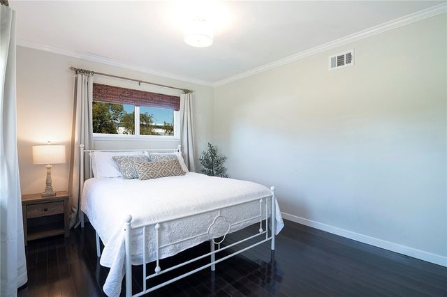 544 N California Street, Burbank, CA 91505