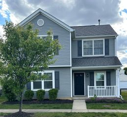 2541 Silver Fir Lane, Grove City, OH 43123