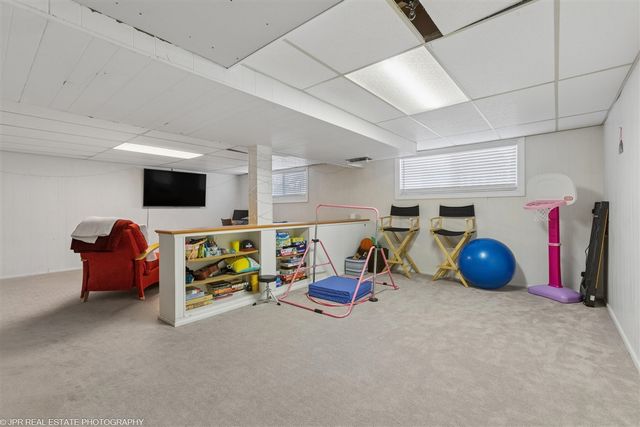 28 S Griffith Street, New Buffalo, MI 49117