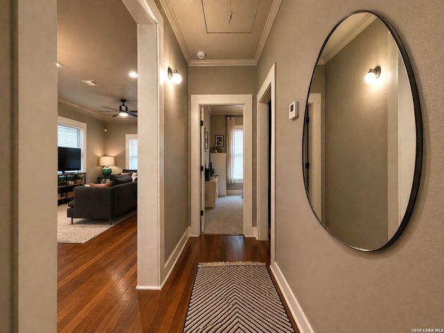 326 QUEEN ANNE CT, San Antonio, TX 78209