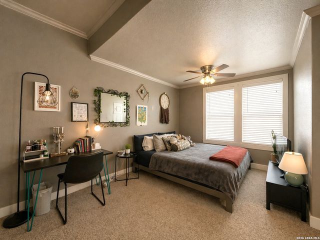 326 QUEEN ANNE CT, San Antonio, TX 78209
