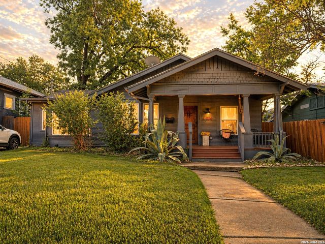 326 QUEEN ANNE CT, San Antonio, TX 78209