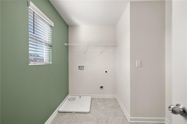 3285 Lake Carlton Road, Loganville, GA 30052