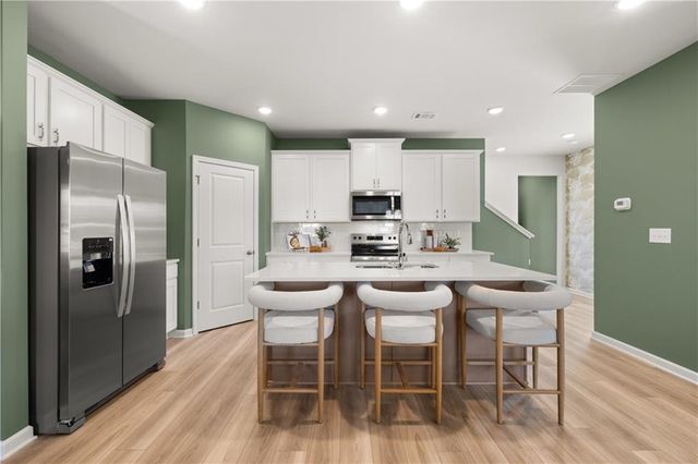 3285 Lake Carlton Road, Loganville, GA 30052