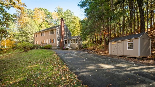 92 Pleasant Street, Wenham, MA 01984