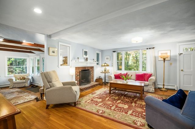 92 Pleasant Street, Wenham, MA 01984