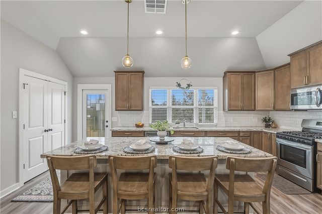 3920 Brownway Court, College Station, TX 77845