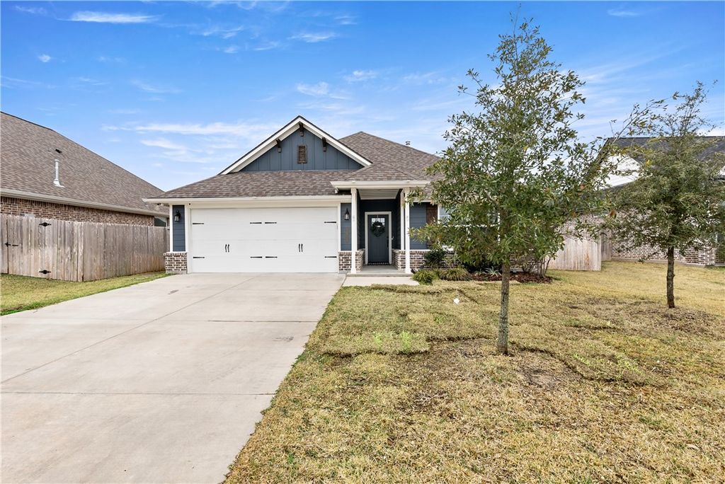 3920 Brownway Court, College Station, TX 77845