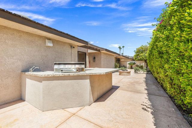 62 Dartmouth Drive, Rancho Mirage, CA 92270