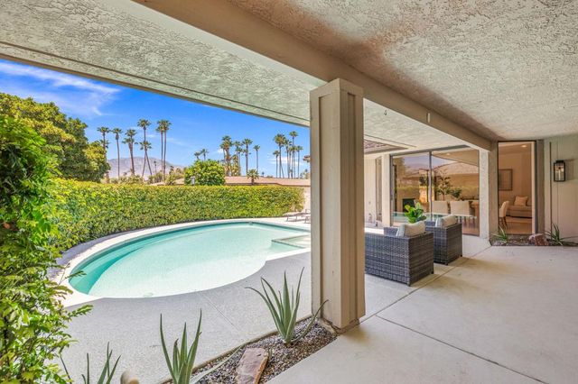 62 Dartmouth Drive, Rancho Mirage, CA 92270