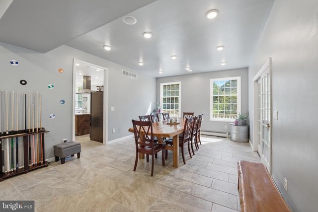 880 CRESSMAN RD, Harleysville, PA 19438