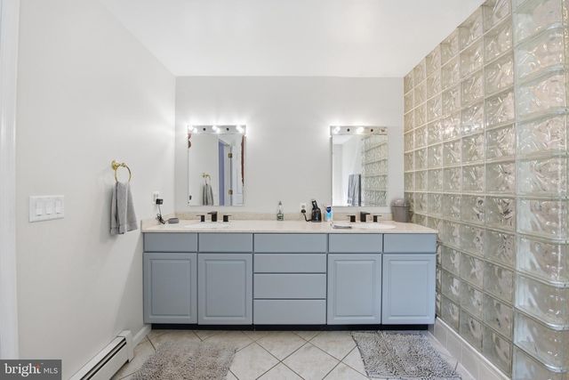880 CRESSMAN RD, Harleysville, PA 19438