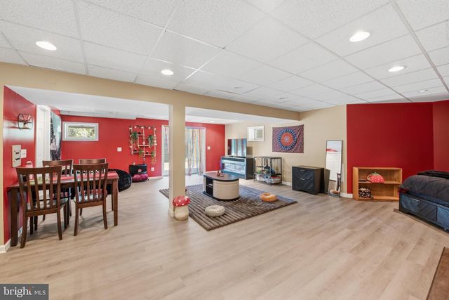 880 CRESSMAN RD, Harleysville, PA 19438