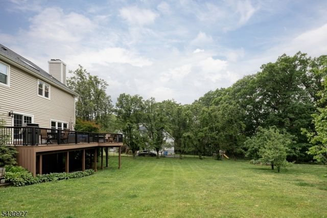 50 Scheurman Ter, Green Brook Twp., NJ 07059