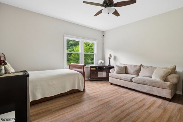 50 Scheurman Ter, Green Brook Twp., NJ 07059