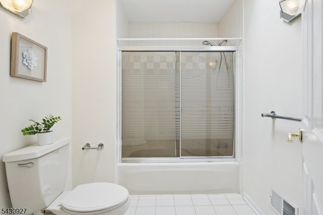 50 Scheurman Ter, Green Brook Twp., NJ 07059