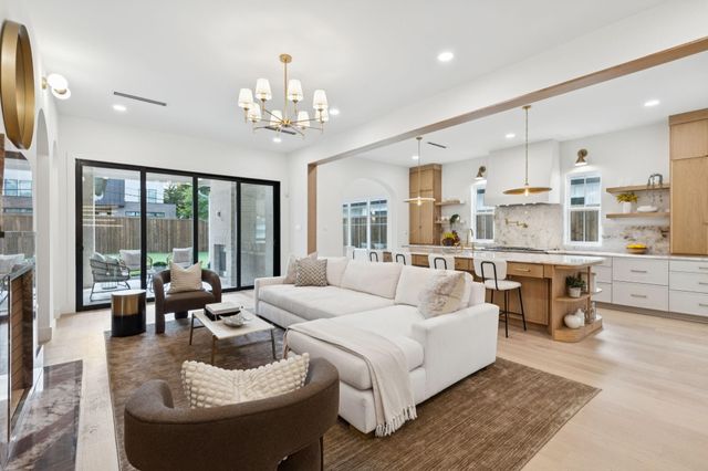 2026 Euclid Avenue, Dallas, TX 75206